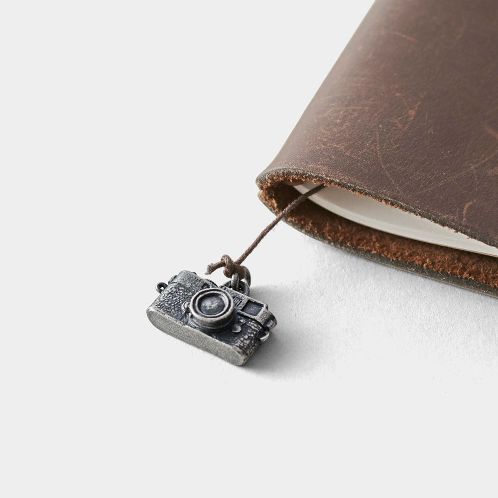 Travelers Factory Charm Camera