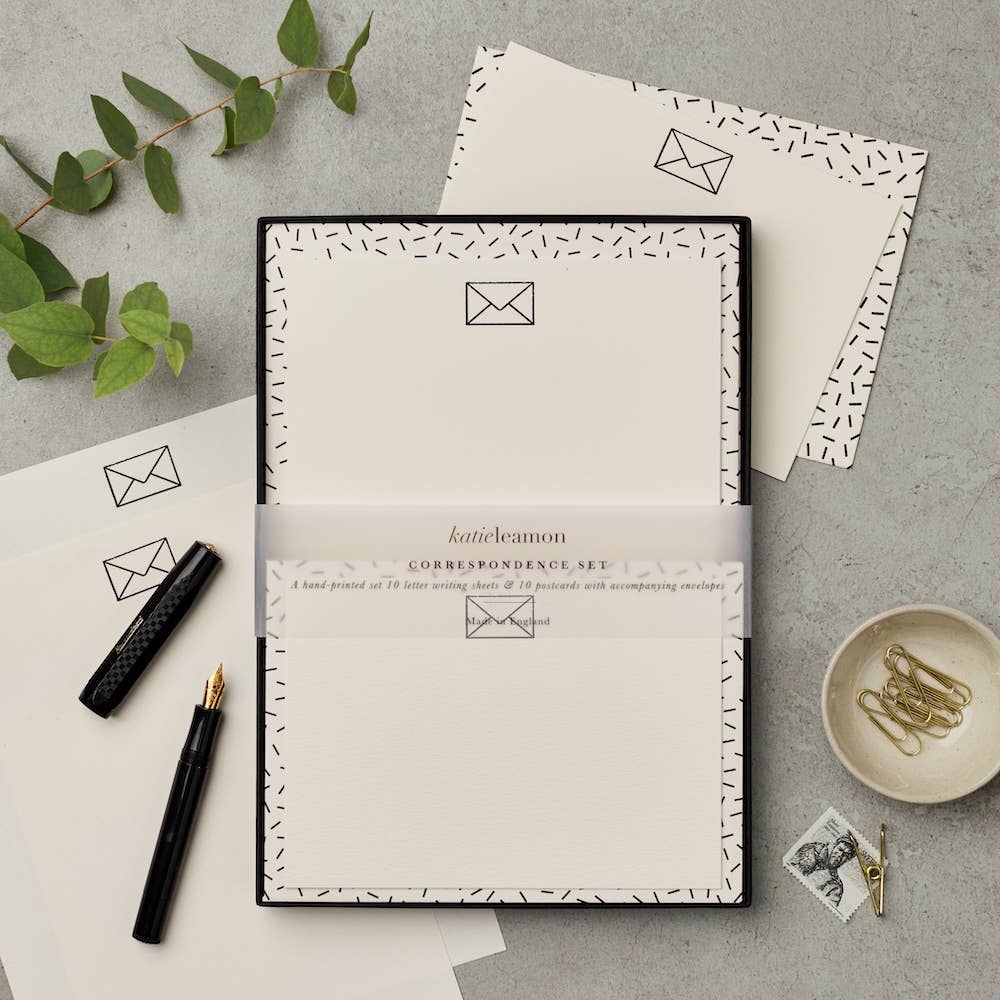 Letter Paper & Notecard Correspondence Set, Envelope Motif