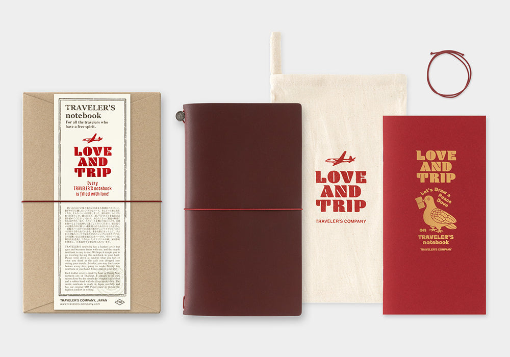 TRAVELER'S Notebook Regular Size Love & Trip 1