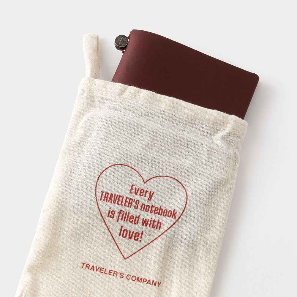 TRAVELER'S Notebook Passport Size Love & Trip 3