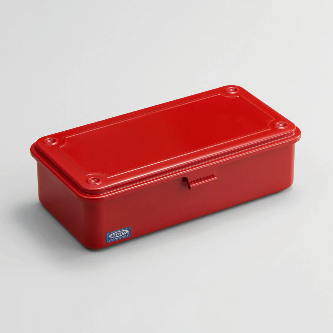 Red Toyo Trunk Box T190