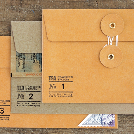 Traveler's Company Kraft Envelope Medium - Horizontal (Orange)